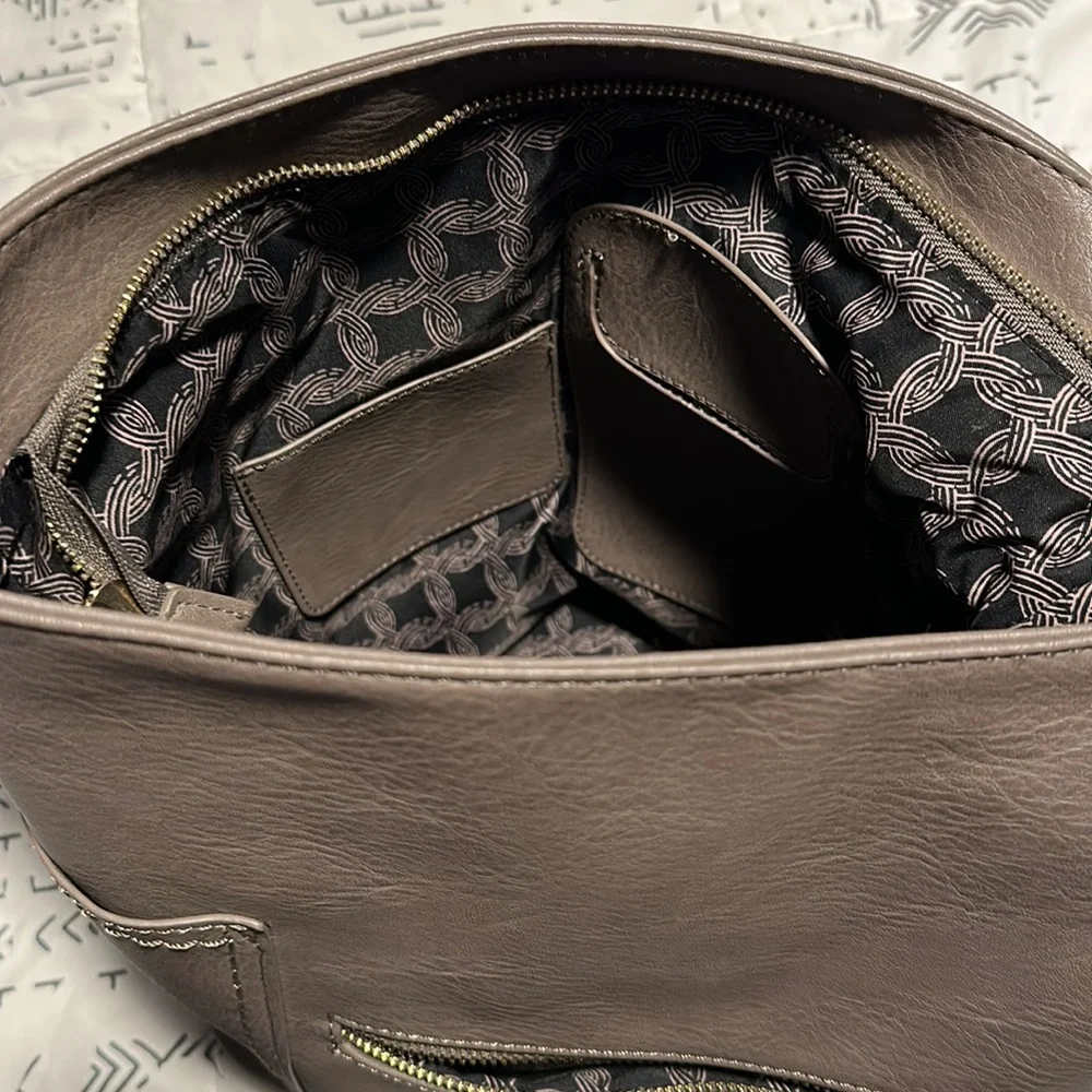 Purse - Picture 6 of 9